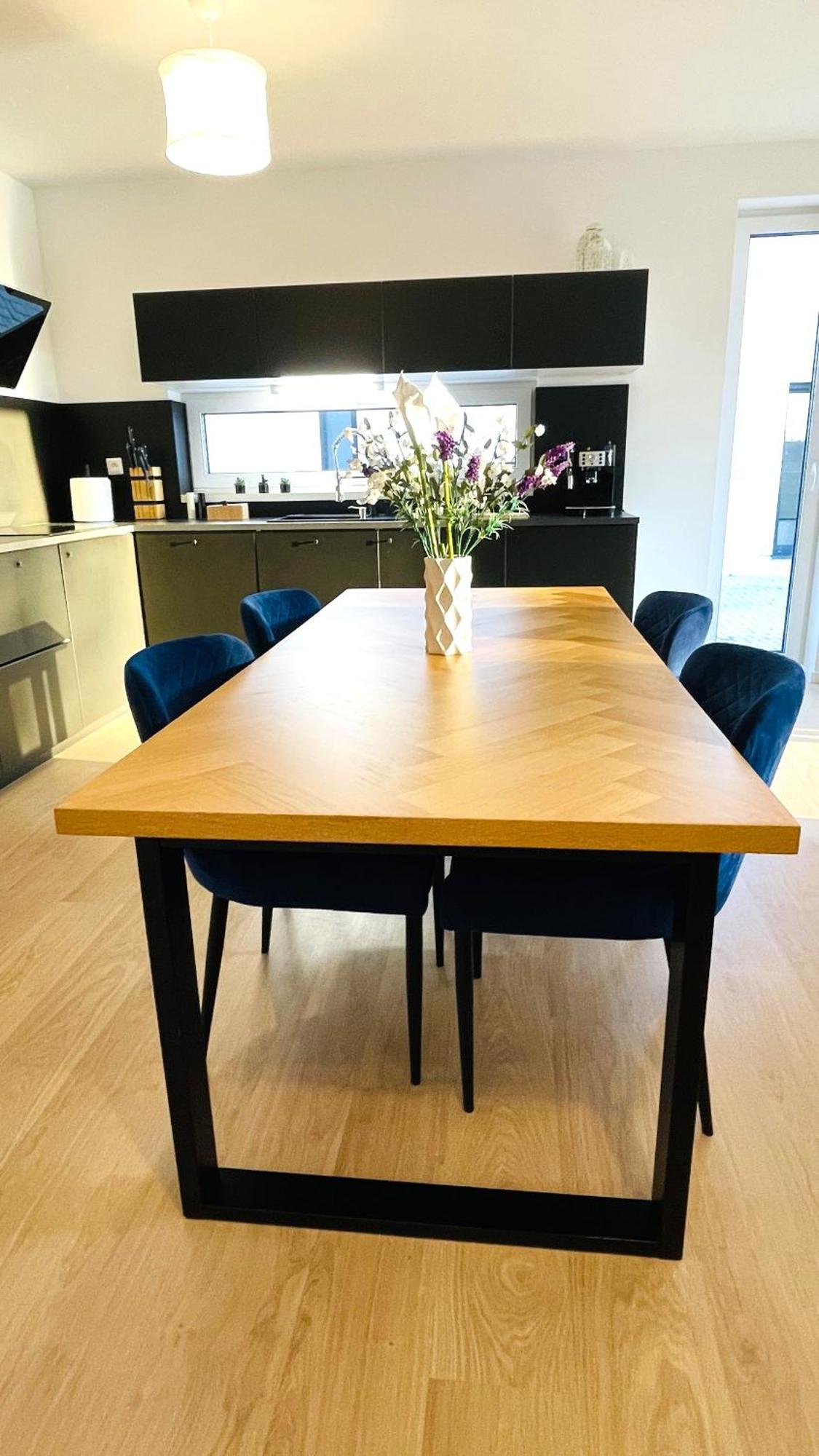 House Flow, 3 Room, Free 2 Parking Bratislava Esterno foto