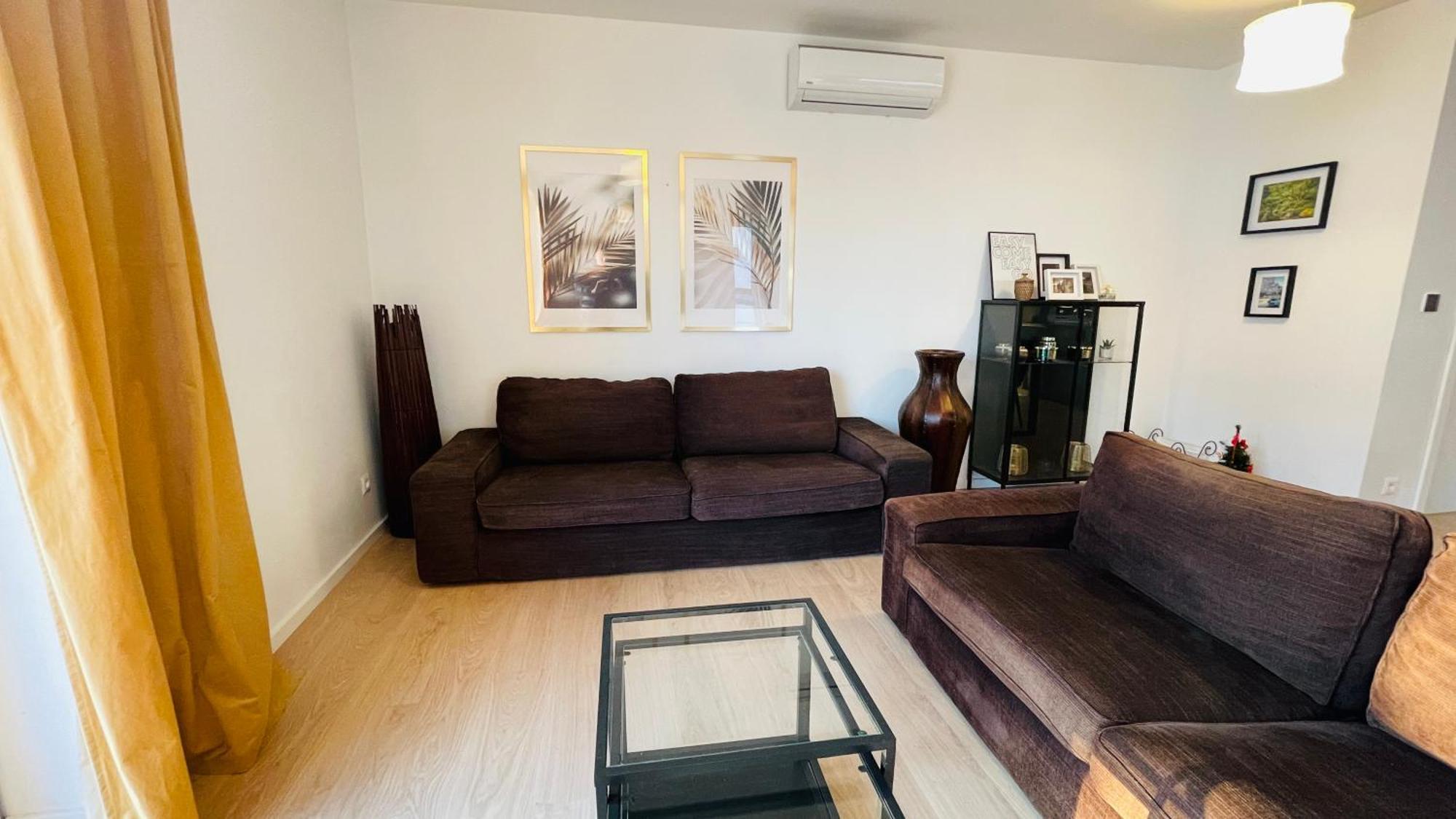 House Flow, 3 Room, Free 2 Parking Bratislava Esterno foto